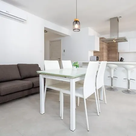Διαμέρισμα Brand New 2 Bdr Just Off Seafront Gzira