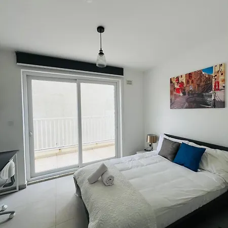 Brand New 2 Bdr Just Off Seafront * Gzira