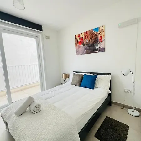 Brand New 2 Bdr Just Off Seafront